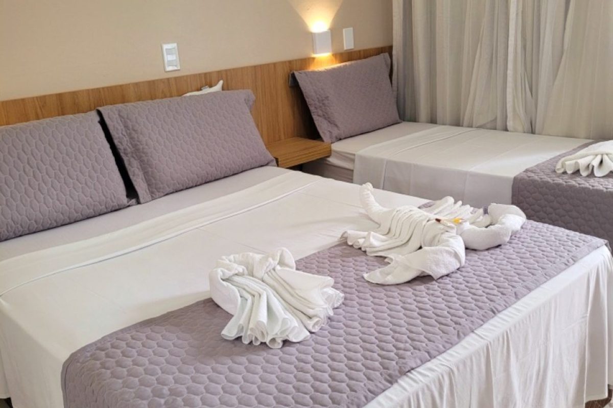 Quarto Triplo Com Varanda (4)