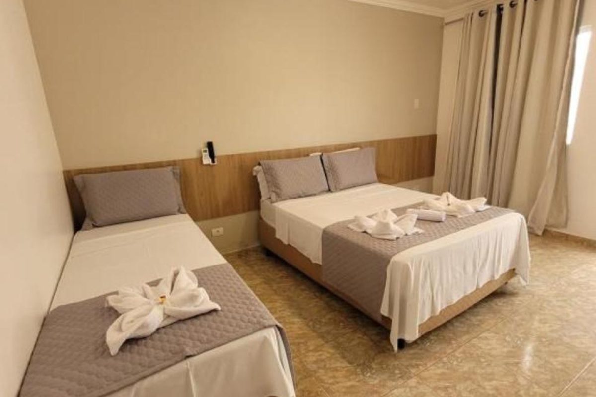 Quarto Triplo Térreo (6)